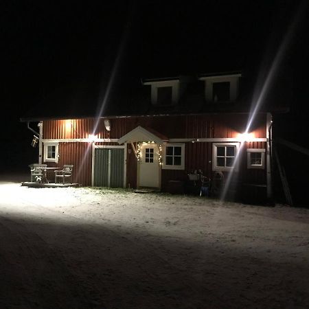 Ranch Moerby Bed & Breakfast Stora Mellosa Eksteriør bilde